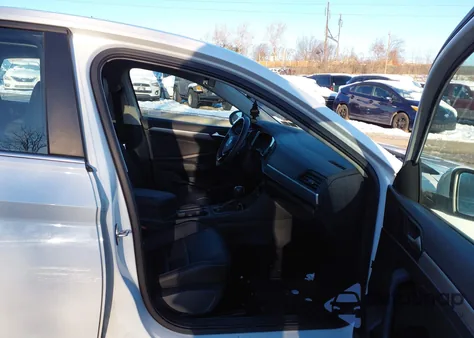 2021 Volkswagen Jetta 1.4T R-Line/1.4T S/1.4T Se из США, поврежденный, VIN 3VWC57BU8MM021055